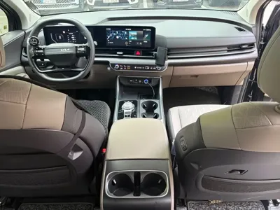 Kia Canival 2025, 5468 км, за 18255.22 USD - фото 6
