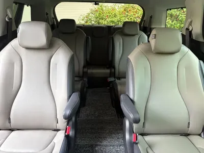 Kia Canival 2025, 5468 км, за 18255.22 USD - фото 8