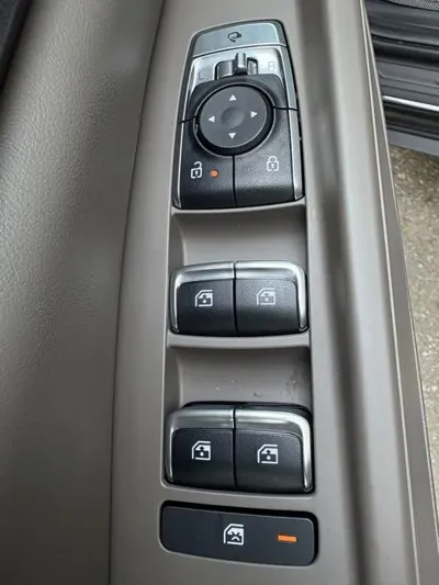 Kia Canival 2025, 5468 км, за 18255.22 USD - фото 11