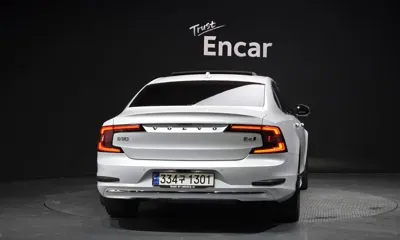 Volvo S90 2021, 94256 км, за 21490.05 USD