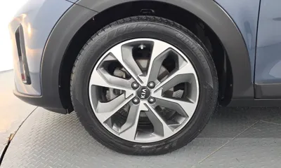 Kia Stonic 2018, 92304 км, за 6892.48 USD