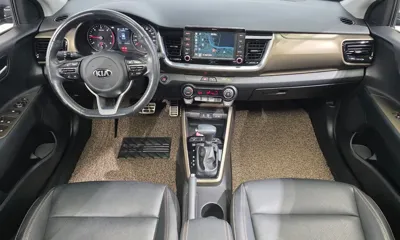 Kia Stonic 2018, 92304 км, за 6840.39 USD - фото 7