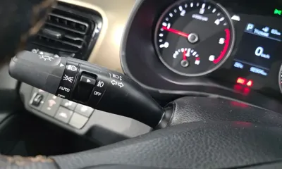 Kia Stonic 2018, 92304 км, за 6840.39 USD - фото 16