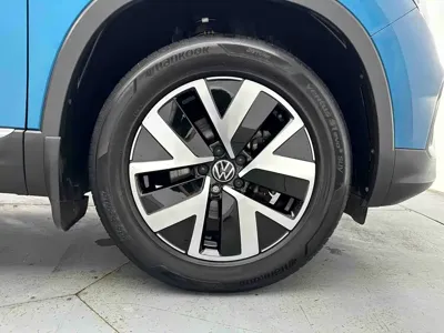 Volkswagen Tayron 2022, 44000 км, за 26456.23 USD - фото 8