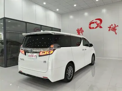 Toyota Vellfire 2021, 76000 км, за 81008.93 USD