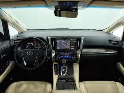 Toyota Vellfire 2021, 76000 км, за 80670.24 USD - фото 13