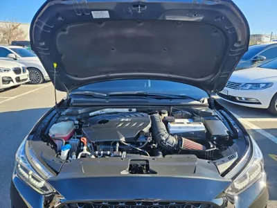 Hyundai Veloster 2022, 71250 км, за 15653.78 USD - фото 6