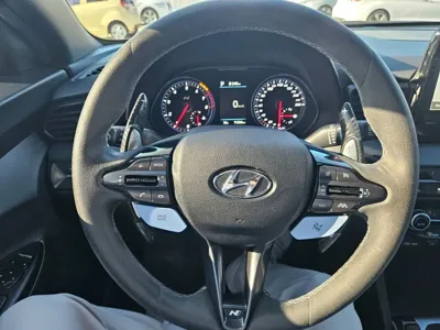 Hyundai Veloster 2022, 71250 км, за 15653.78 USD - фото 15
