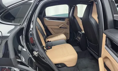 Porsche Cayenne 2024, 36797 км, за 81987.66 USD - фото 12