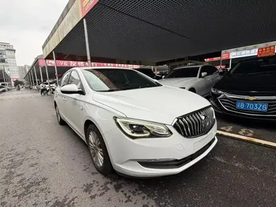 Buick Excelle 2016, 140000 км, за 2460.62 USD