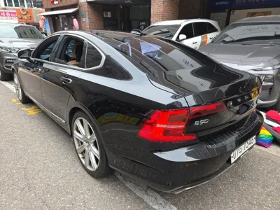Volvo S90 2017, 169358 км, за 9780.75 USD