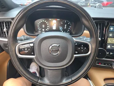 Volvo S90 2017, 169358 км, за 9706.85 USD - фото 7