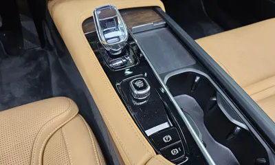 Volvo S90 2025, 2341 км, за 26966.59 USD - фото 9