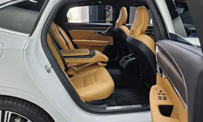 Volvo S90 2025, 2341 км, за 26966.59 USD - фото 12