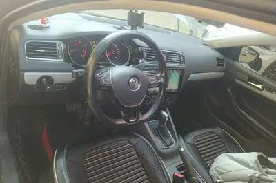 Volkswagen Sagitar 2017, 84600 км, за 7307 USD - фото 12