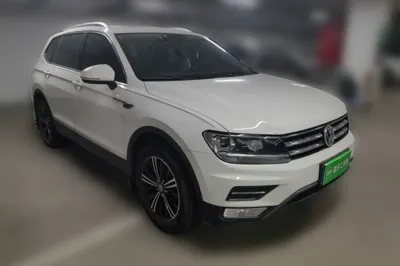 Volkswagen Tiguan L 2019, 35300 км, за 14216 USD
