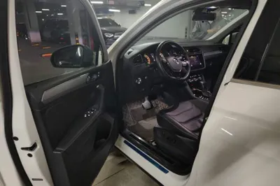 Volkswagen Tiguan L 2019, 35300 км, за 14216 USD - фото 19