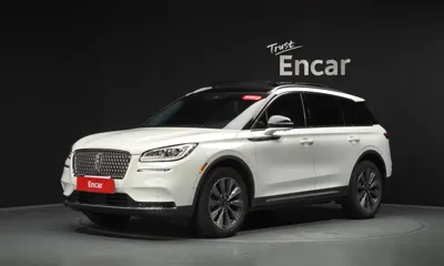 Lincoln Corsair · 2020 год