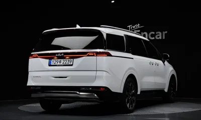 Kia Canival 2023, 35436 км, за 21125.81 USD