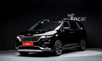Kia Canival · 2023 год