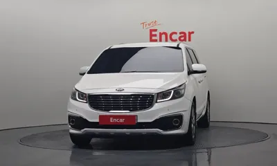 Kia Canival 2016, 145089 км, за 7745.83 USD