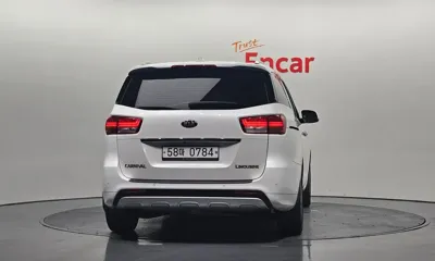Kia Canival 2016, 145089 км, за 7745.83 USD