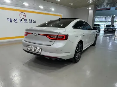 Renault-KoreaSamsung SM6 2017, 61231 км, за 5980.63 USD