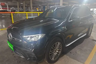 Mercedes-Benz GLC · 2025 год