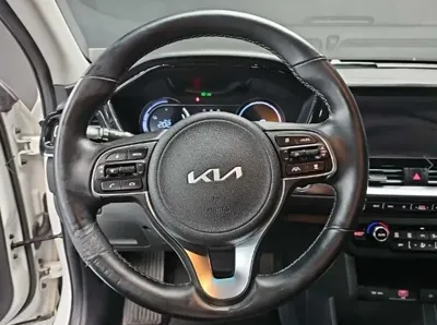 Kia Niro 2024, 101704 км, за 13121.96 USD - фото 9