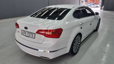 Kia K7 2011, 183986 км, за 2953.92 USD