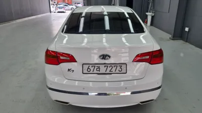 Kia K7 2011, 183986 км, за 2953.92 USD