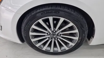 Kia K7 2011, 183986 км, за 2953.92 USD