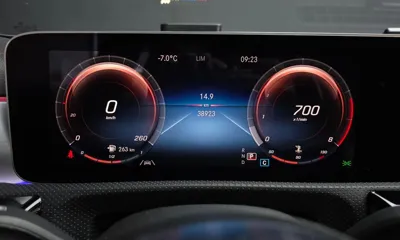 Mercedes-Benz CLA-Class 2020, 38923 км, за 23785.92 USD - фото 8