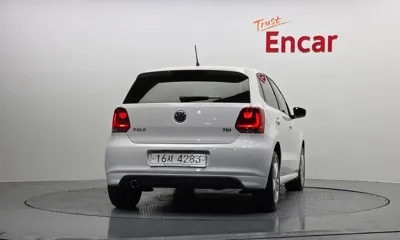 Volkswagen Polo 2014, 50544 км, за 3941.14 USD
