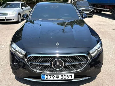 Mercedes-Benz E-Class · 2025 год
