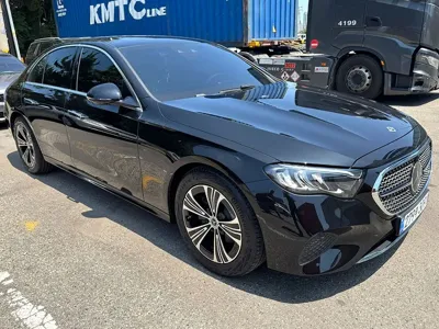 Mercedes-Benz E-Class 2025, 1250 км, за 45672.96 USD - фото 7