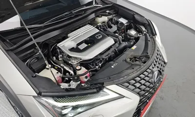 Lexus UX 2019, 119546 км, за 17876.87 USD - фото 6
