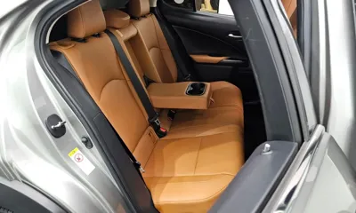 Lexus UX 2019, 119546 км, за 17876.87 USD - фото 16