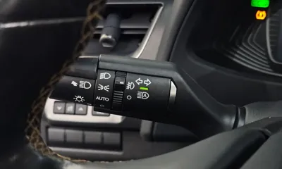 Lexus UX 2019, 119546 км, за 17876.87 USD - фото 28