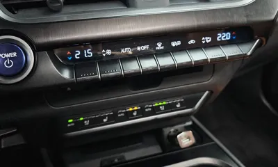 Lexus UX 2019, 119546 км, за 17876.87 USD - фото 30