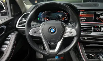 BMW X7 2021, 95351 км, за 45711.67 USD - фото 13