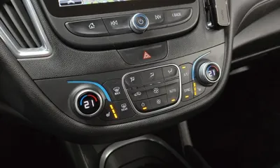 ChevroletGMDaewoo Malibu 2018, 89824 км, за 4926.43 USD - фото 18
