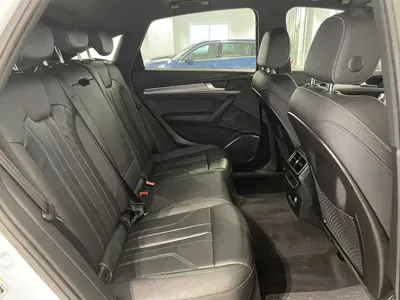 Audi Q5L Sportback 2021, 55000 км, за 24650.06 USD - фото 8