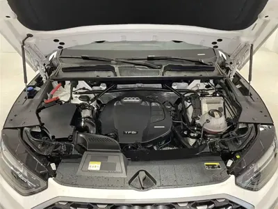 Audi Q5L Sportback 2021, 55000 км, за 24650.06 USD - фото 9