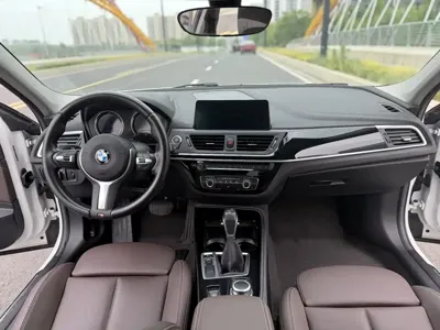BMW 1 Series 2019, 58000 км, за 7304.18 USD
