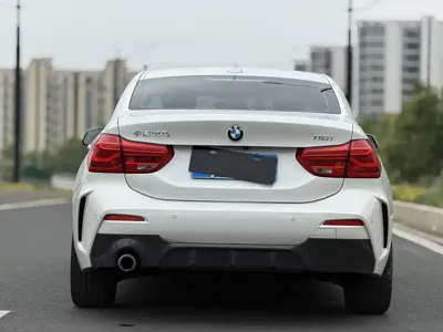 BMW 1 Series 2019, 58000 км, за 7262.96 USD - фото 9