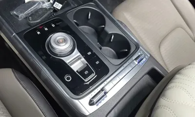 Kia Canival 2024, 23739 км, за 29552.01 USD - фото 9