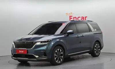 Kia Canival · 2023 год