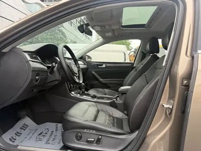 Volkswagen Passat 2016, 88000 км, за 7643.56 USD - фото 8