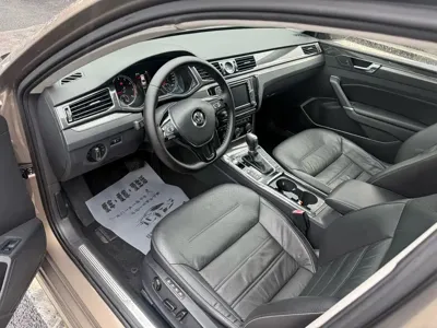 Volkswagen Passat 2016, 88000 км, за 7643.56 USD - фото 9